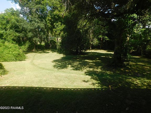 3rd image of 1537 Parkview Dr
