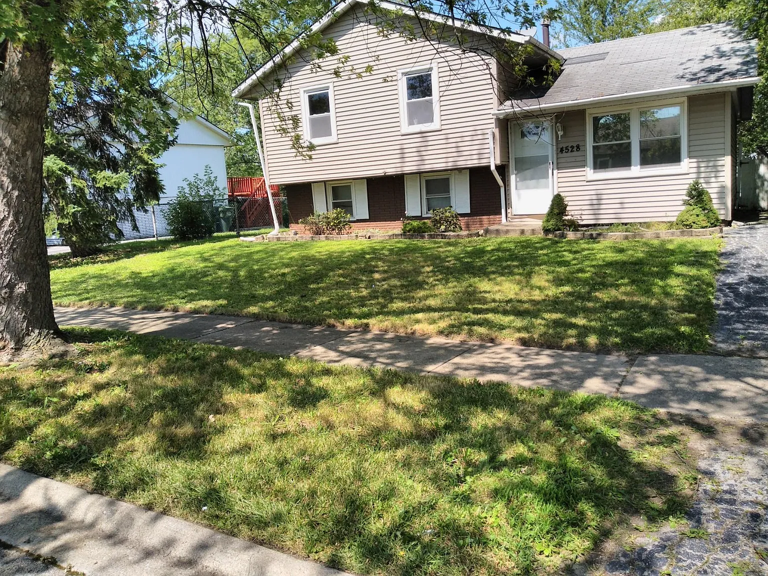 4528 Saratoga Rd photo 1