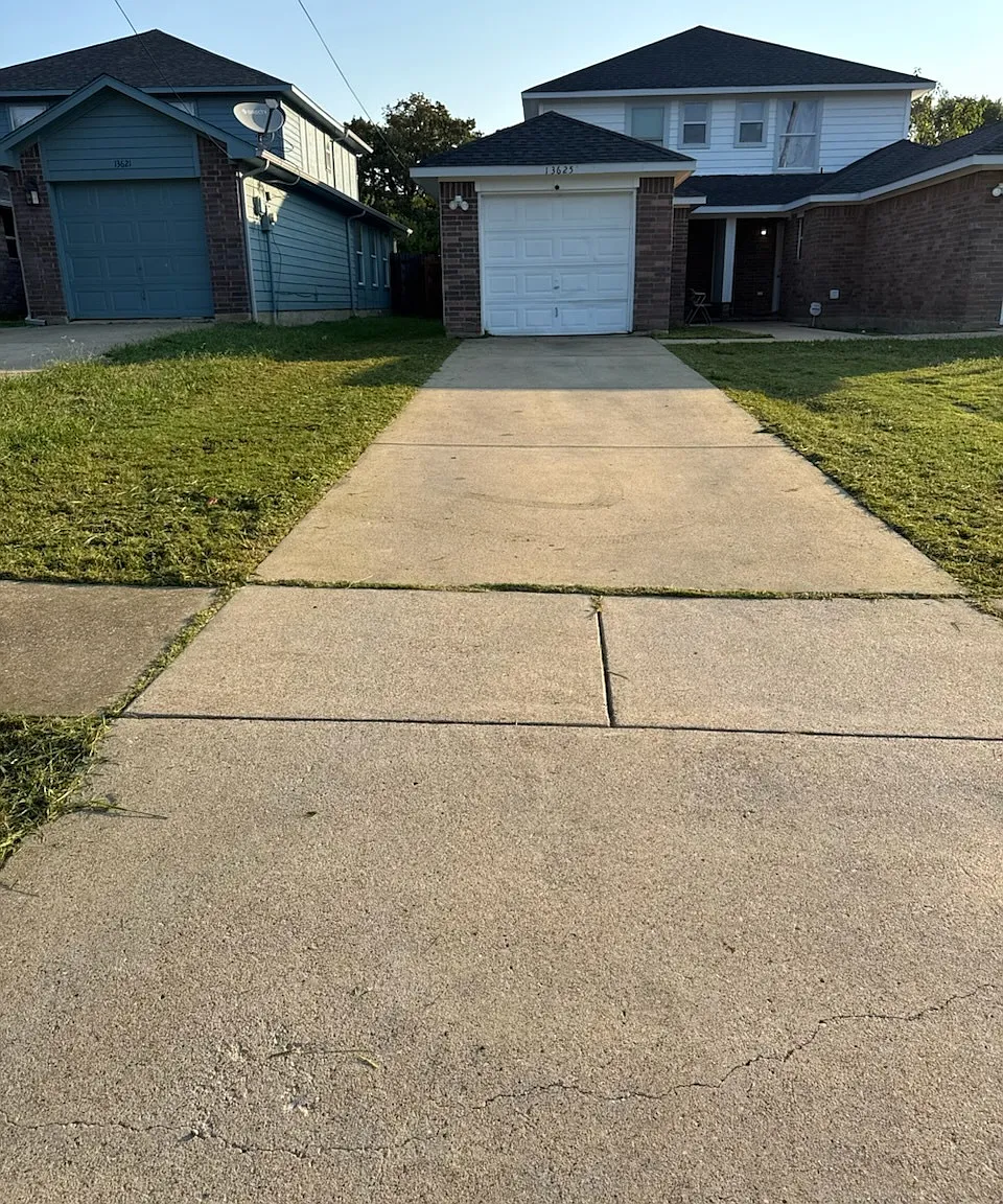 13627 Biggs Street — Photo 1