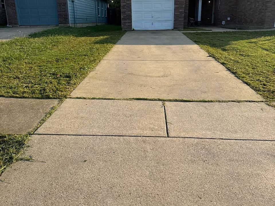 1st image of 13627 Biggs St