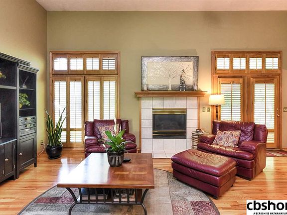 5th image of 16606 Bancroft St