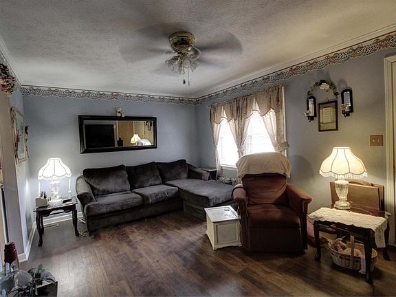3rd image of 239 Biloxi Dr