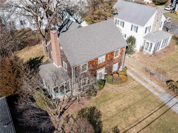 1475 Pawtucket Ave, Rumford, RI 02916