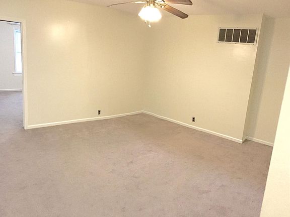 5th image of 2209 S 39th St