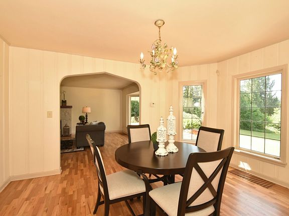 5th image of 11406 Gravelly Lake Dr SW