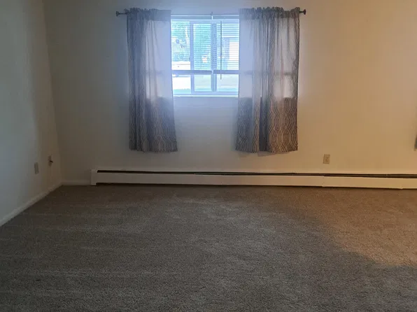 2406 Fertig Dr #C, Wheatland, WY 82201