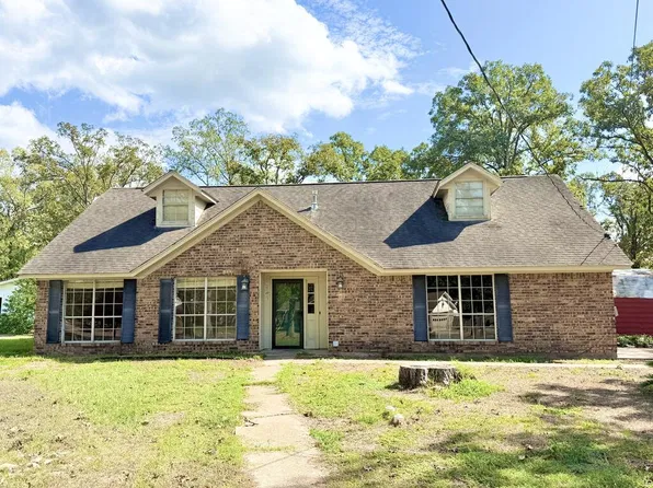 1273 Edgewood Cir, Lufkin, TX 75904