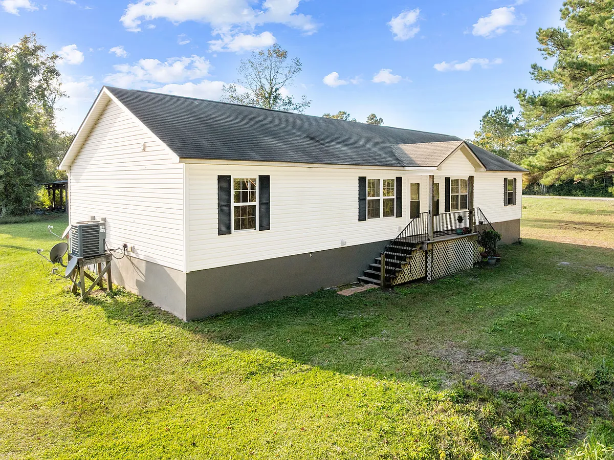 Building Photo - 255 Winery Rd