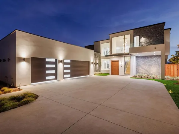 6110 Soledad Mountain Rd, La Jolla, CA 92037