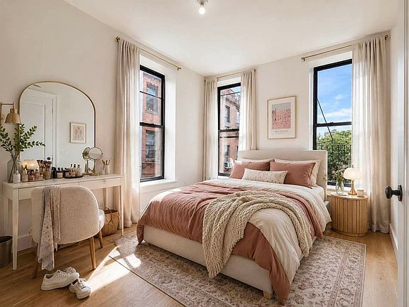 3rd image of 174 Broadway #6