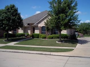 7017 Ridge Line Dr, North Richland Hills, TX 76182