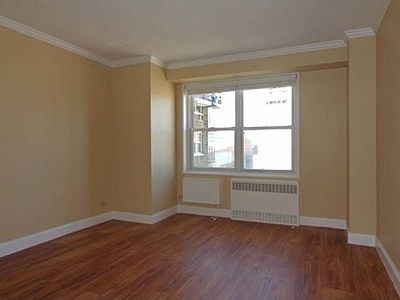 3rd image of 468 W 51st St