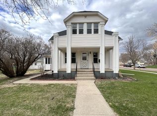 300 W Prospect Ave, Flandreau, SD 57028