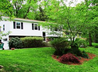 16 Willow Rd, Beacon, NY 12508