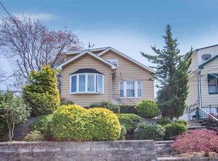 16 Bond Pl, North Arlington, NJ 07031