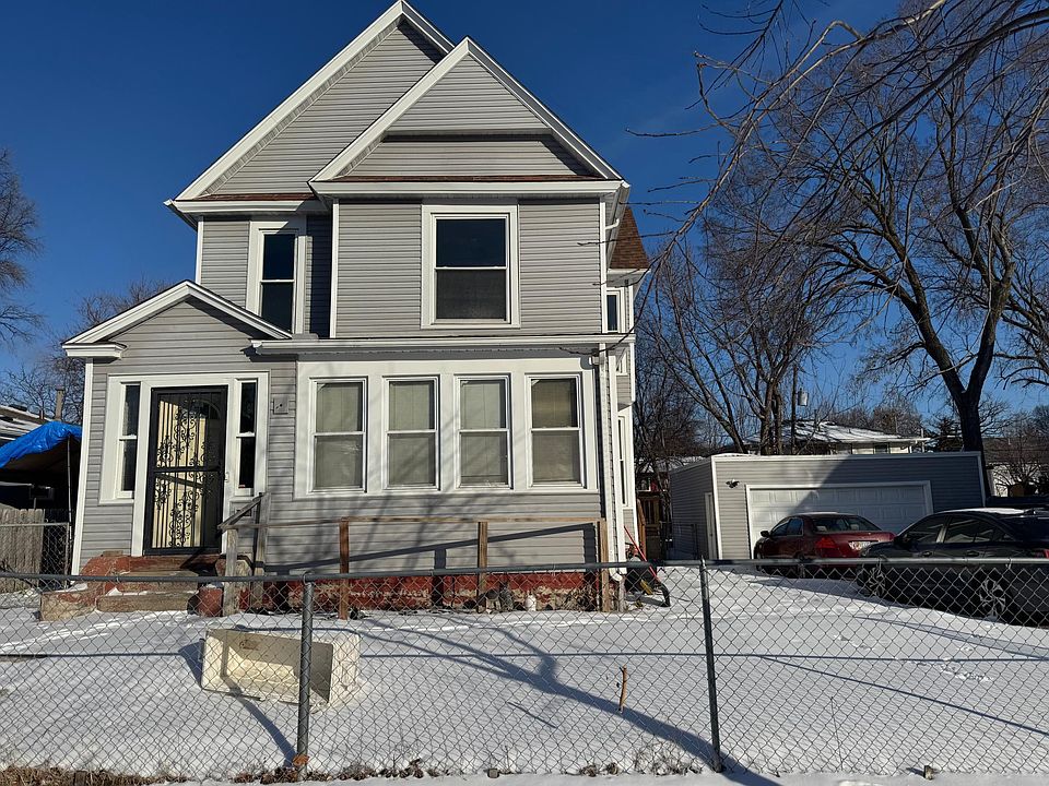 1st image of 2106 4th Ave N