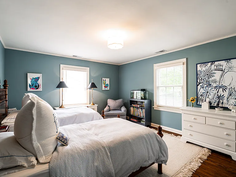 6014 N Kent Ave — Photo 30
