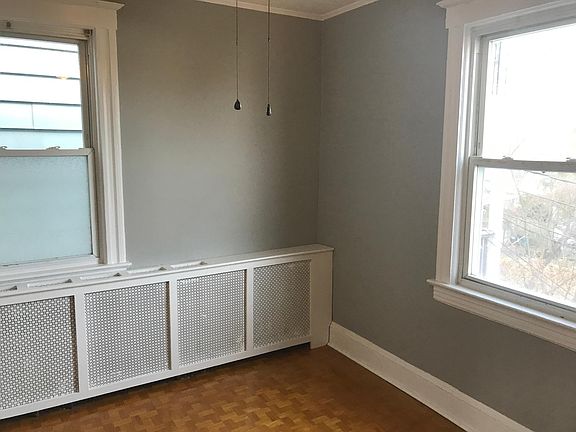 5th image of 1 Linden Pl #1S