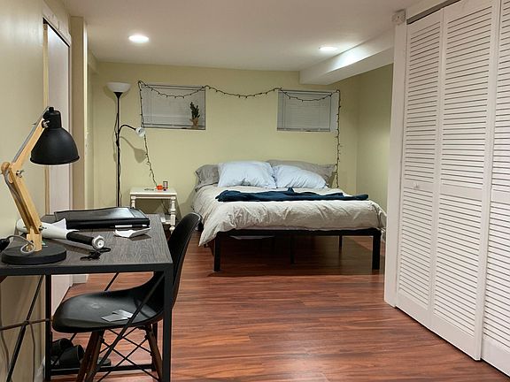 4th image of 1141 N Winchester Ave #1RB
