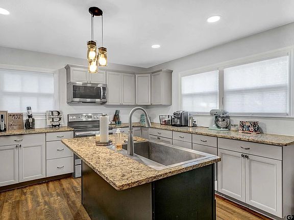 5th image of this home