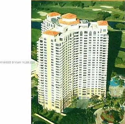 19501 W Country Club Dr #Penthouse 06 — Photo 1