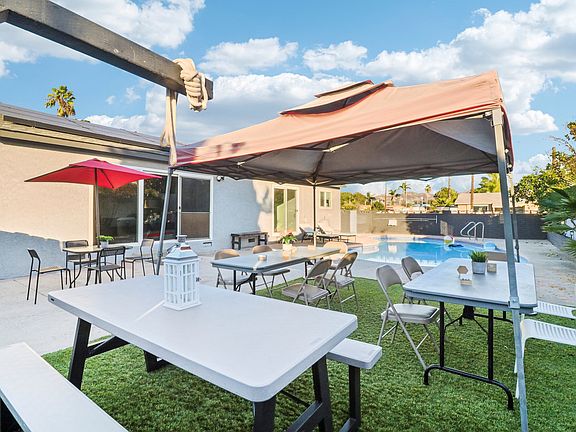 Elegant outdoor furniture, designed for comfort and style in every season!