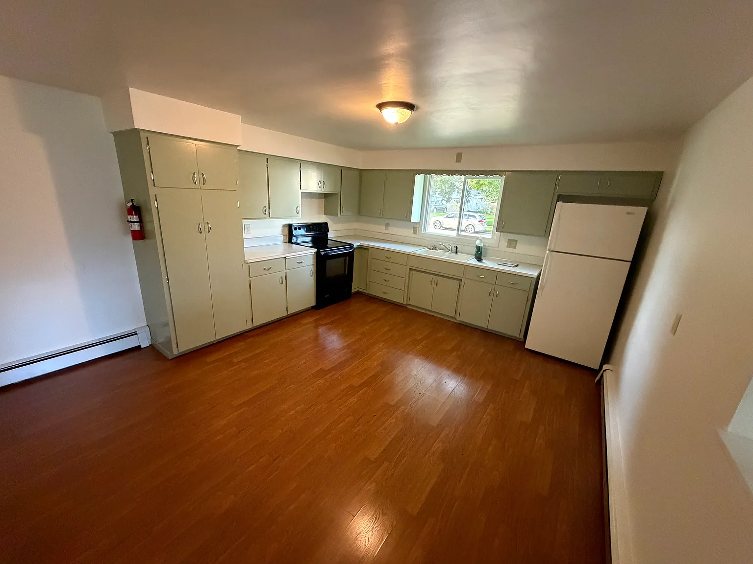 2 bed, 1000 sqft, $1,000 — Photo 1