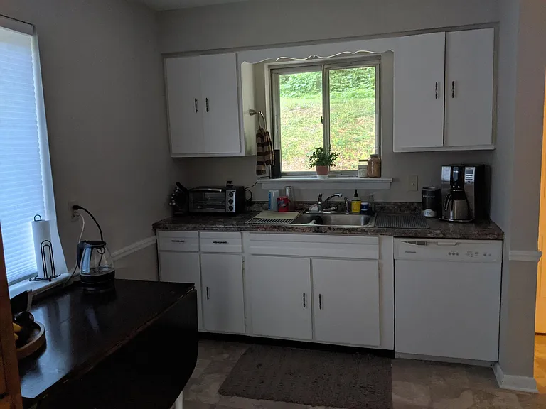 830 Dartmouth St — Photo 6