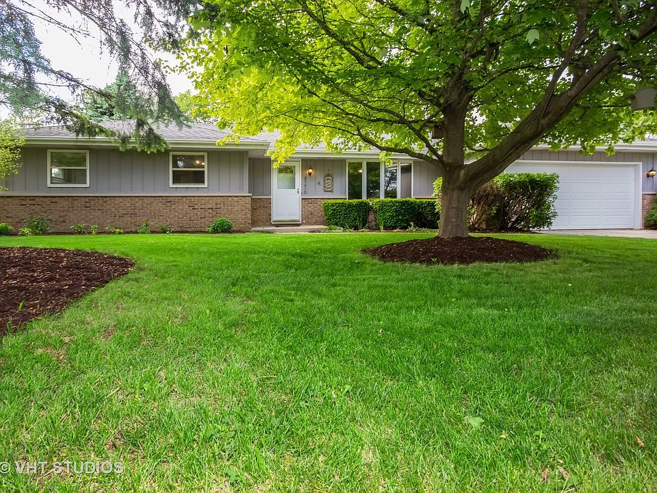 1st image of 25210 W Willow Dr