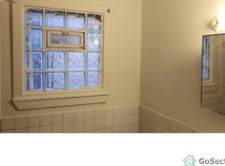 5653 S Elizabeth St, Chicago, IL 60636