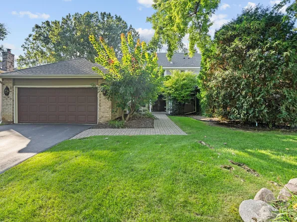 7702 Tanglewood Ct, Edina, MN 55439