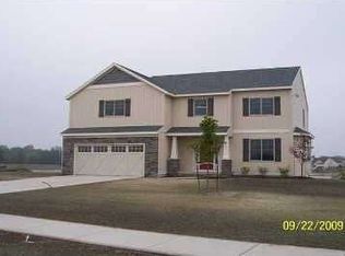 5881 Cory Dr, Hudsonville, MI