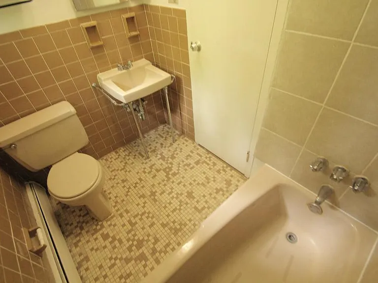 1230 E End Ave #3 — Photo 9