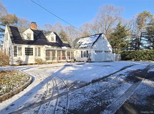 1435 Broadway Avenue, Holbrook, NY 11741