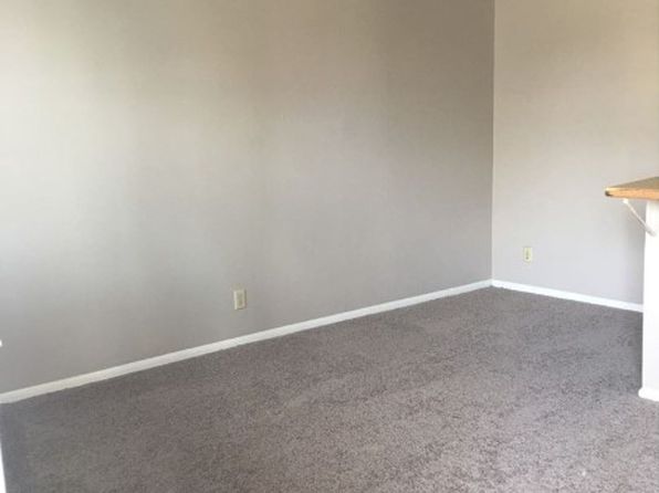 1217 Main St #5
