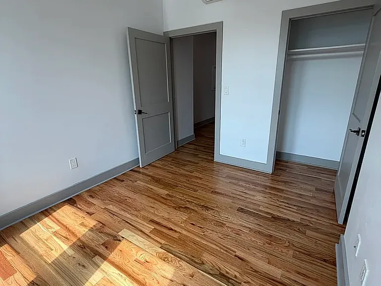 181 Baldwin Ave — Photo 6