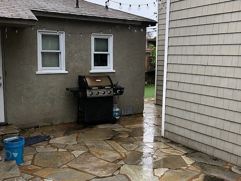 1811 Oliver Ave — Photo 3