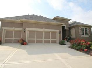 16907 W 83rd St, Lenexa, KS 66219