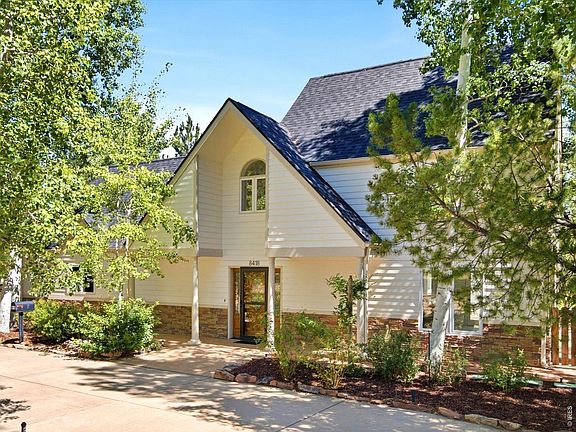 2nd image of 8418 Stirrup Ln