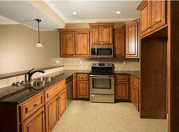 5th image of 1715 Stone Castle Dr