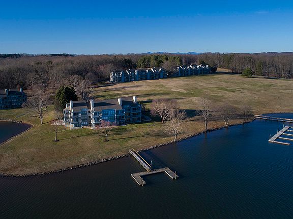 4th image of 20 Sailors Cove Dr Unit 912