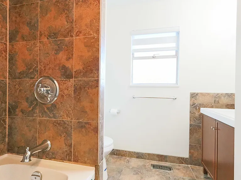 10833 85a Ave — Photo 13