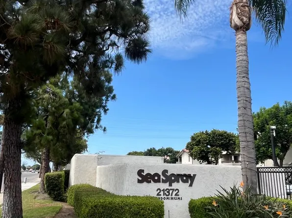 21372 Brookhurst St, Huntington Beach, CA