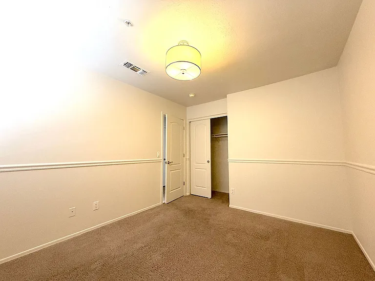 8757 E Avalon Dr — Photo 19