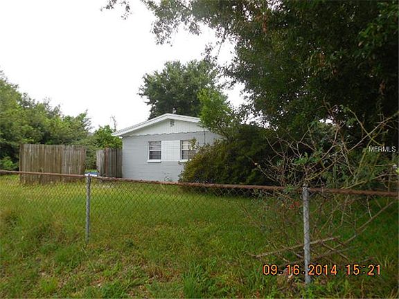 5th image of 424 Poinciana Cir