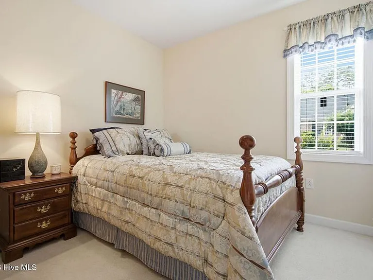 5006 Carleton Dr #113 — Photo 23