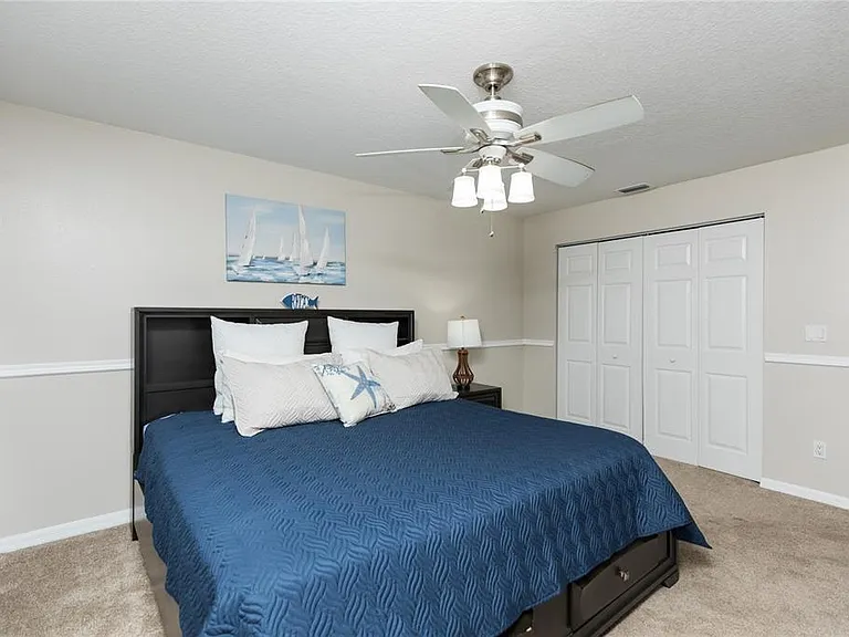 7 Lancaster Ln — Photo 63