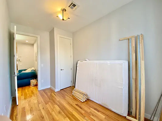 Rented by Hagstrom Management Inc | media 16