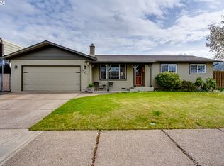 581 Laksonen Loop, Springfield, OR 97478