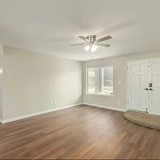 9837 North 37th Drive — Photo 4